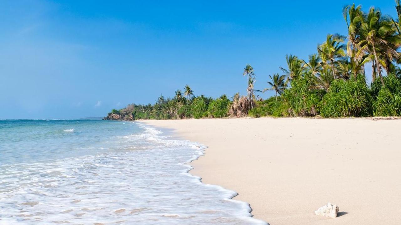 4 U Luxury Bungalows Diani Playa de Diani Exterior foto