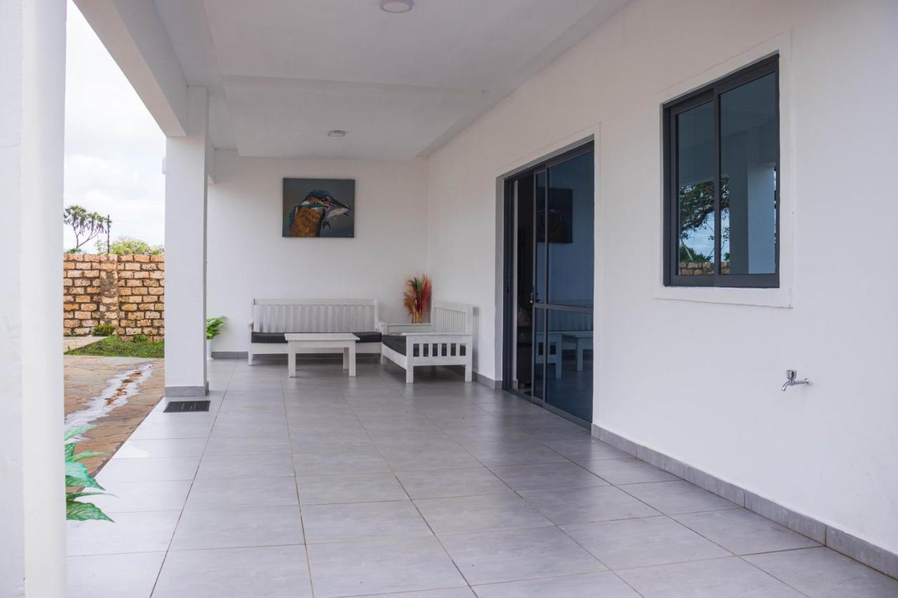 4 U Luxury Bungalows Diani Playa de Diani Exterior foto